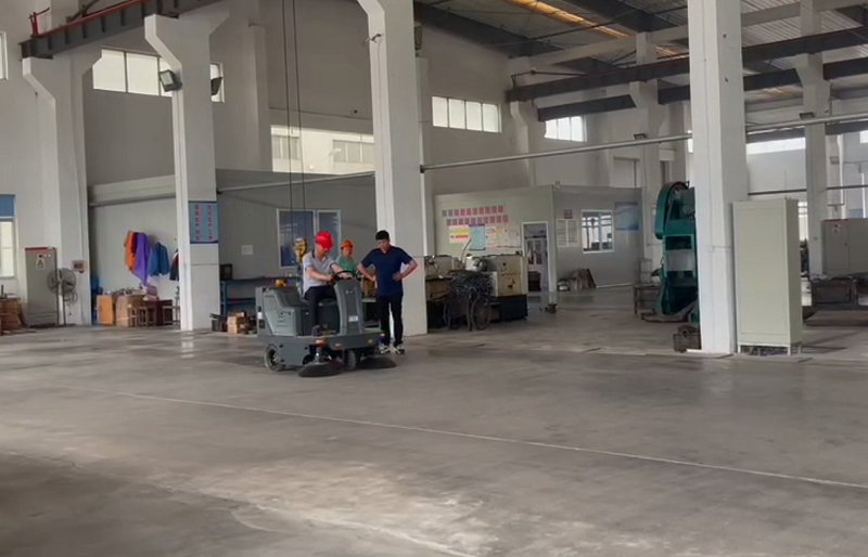 物業(yè)小區(qū)掃地車的優(yōu)勢有哪些？